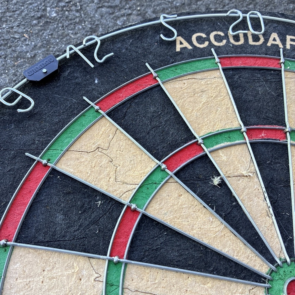 Vintage Winmau Accudart Official British Dart Organization (BDO) Board - Picture 3 of 16
